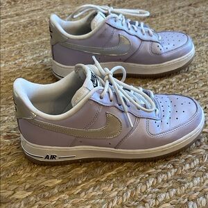 Nike Air Force 1 Women's Shoes in Lavender and Silver